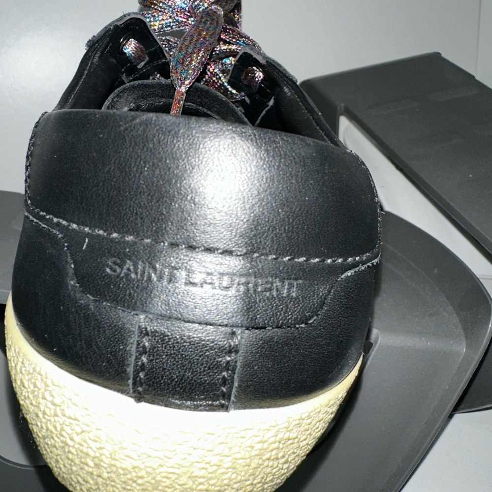 Saint Laurent Black Leather Sneakers with Classic Silhouette - Picture 4 of 9